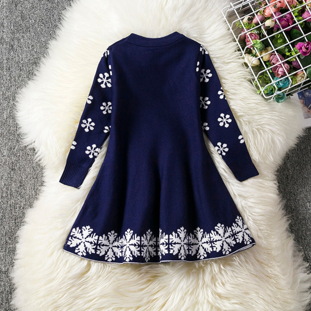 ๐ Winter Beautiful Reindeer Dress - Picture 8 of 10